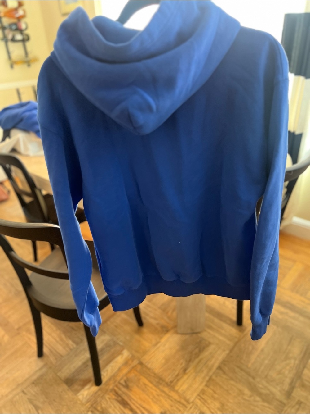 Aritzia Blue Women's Hoddie  sweat fleece with Front Pocket